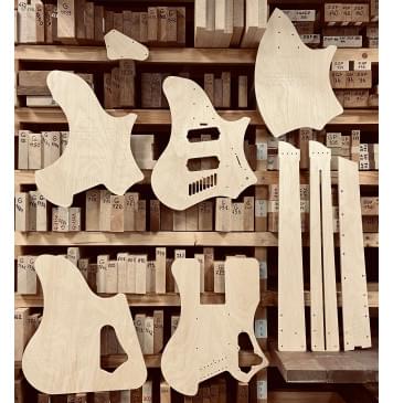 GOC Guitars Satya+ 8 strings, GuitarFamily Black 8 Pieces-PRO, GUYKER string lock, BG Pickups, 26-28", 24 Frets, полный комплект для фрезеровки гитары, фанера 8мм-0