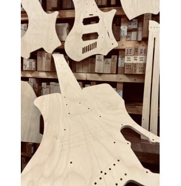 GOC Guitars Satya+ 8 strings, GuitarFamily Black 8 Pieces-PRO, GUYKER string lock, BG Pickups, 26-28", 24 Frets, полный комплект для фрезеровки гитары, фанера 8мм-9