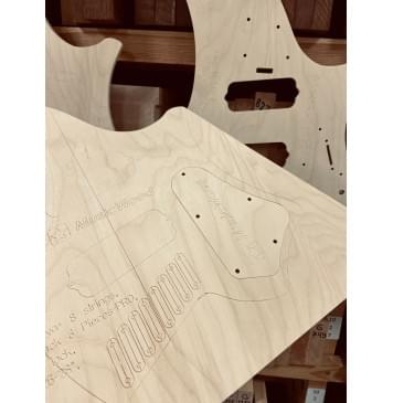 GOC Guitars Satya+ 8 strings, GuitarFamily Black 8 Pieces-PRO, GUYKER string lock, BG Pickups, 26-28", 24 Frets, полный комплект для фрезеровки гитары, фанера 8мм-10