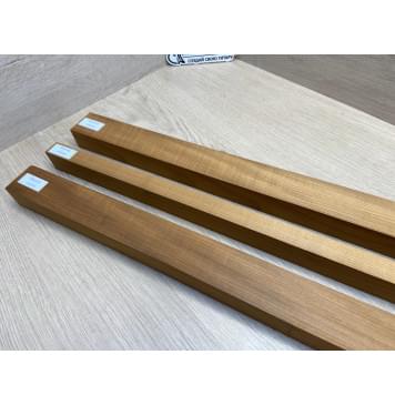 Клён Печёный 180гр заготовка для переклеенного грифа электрогитары Радиал АА 33х(43-21-43)х715 мм (Сучок вырезается при фрезеровке профиля грифа)-13