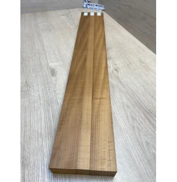 Клён Печёный 180гр заготовка для переклеенного грифа электрогитары Радиал АА 33х(43-21-43)х715 мм (Сучок вырезается при фрезеровке профиля грифа)-14