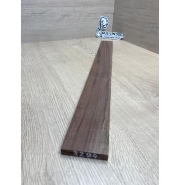 Орех Американский заготовка накладки для электрогитары Радиал АА 10х60-50х545 мм-2