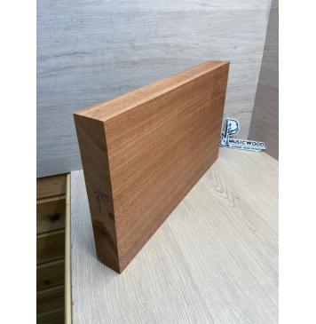 Махагон Кая заготовка корпуса для Тревел гитары Радиал ААА 51х270х445-435 мм, 627 кг/м3 (Массив)-6