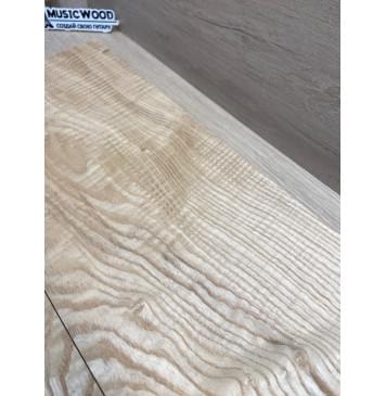 Ясень Дальневосточный Волнистый заготовка на топ Смешанный ААА Волна ААА 20х195х560 мм, 638 кг/м3, 2 шт, книжкой-18