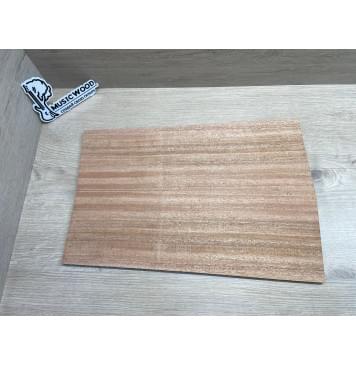 Махагон Африканский (Кая) заготовка на топ для тревел-гитары Радиал ААА 9х150-129х425 мм, 2 шт, книжкой-1