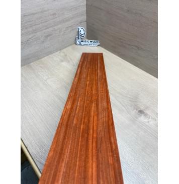 Падук заготовка накладки для бас-гитары Радиал ААА 9х107х775 мм-4