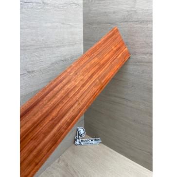 Падук заготовка накладки для бас-гитары Радиал ААА 9х107х775 мм-1