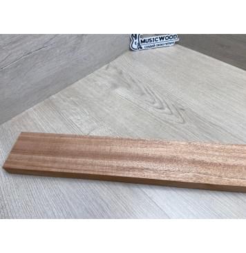 Махагон Африканский (Кая) заготовка грифа для безголовой гитары Радиал АА 22х74-68х559 мм-2