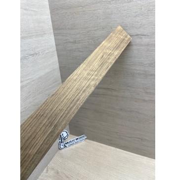 Овенгкол заготовка накладки для электрогитары Радиал АА 8,7х64-54х580 мм (УЦЕНКА - червоточины)-2