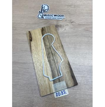 Корина Чёрная (Лимба-Офрам) заготовка накладки на головку грифа Радиал АА 6х133х270 мм-0