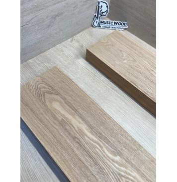 Ясень Дальневосточный Лёгкий заготовка корпуса гитары со сквозным грифом Тангент А 46х142х555-550 мм, 2 шт, 519 кг/м3-1