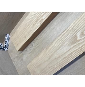 Ясень Дальневосточный Лёгкий заготовка корпуса гитары со сквозным грифом Тангент А 48х1117х560-555 мм, 2 шт, 463 кг/м3-1