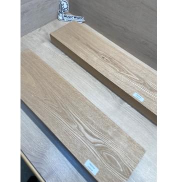 Ясень Дальневосточный Лёгкий заготовка корпуса гитары со сквозным грифом Тангент АА 48х149х565-550 мм, 2 шт, 547 кг/м3 (уценка - сучки)-7