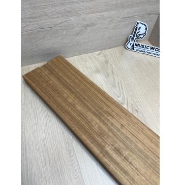 Овенгкол заготовка грифа для электрогитары Радиал ААА 27х(50.5-25.5-50.5)х750 мм - из 3х частей-2