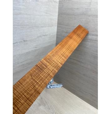 Клён Волнистый Печеный 180 гр заготовка накладки для бас-гитары Радиал ААА Волна ААА 9.7х65х690 мм-9