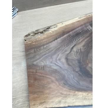 Орех Американский заготовка на топ Тангент А 25х330-210х565-555 мм - (цельный) Уценка-трещина-10