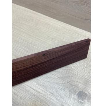 Палисандр Индийский заготовка накладки для электрогитары Радиал А 7.2х65-57х545 мм (Уценка-червоточины)-4