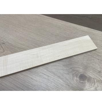 Клён Белый Явор, Волнистый заготовка накладки для электрогитары Радиал А Волна АА 9х67-60х565 мм (Уценка-потемнения)-3