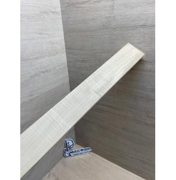 Клён Белый Явор, Волнистый заготовка накладки для электрогитары Радиал А Волна АА 9х67-60х565 мм (Уценка-потемнения)-6