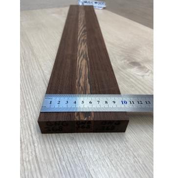 Венге заготовка грифа безголовой гитары Смешанный АА 23.5х(38-20.5-38)х595 мм - из 3х частей-5