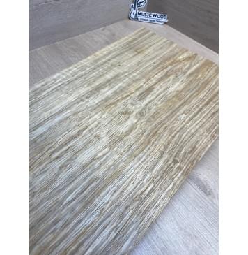 Корина Белая (Лимба-Офрам) Волнистая заготовка корпуса Тангент ААА Волна ААА 53х340х545 мм, Массив,618 кг/м3 (Уценка-червоточины) Корина Белая (Лимба-Офрам) Волнистая заготовка корпуса Тангент ААА Волна ААА 53х340х545 мм, Массив,618 кг/м3 (Уценка-червоточины)-24