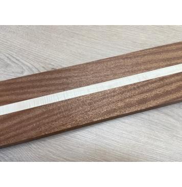 Сапели/Клён Белый Явор, Волнистый заготовка для переклеенного грифа безголовой гитары Радиал АА 25х(46-14-46)х580 мм (из 3х частей)-11