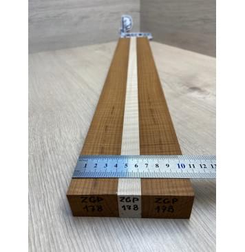 Клён Волнистый Печёный 180гр/Клён Белый Явор, Волнистый заготовка для переклеенного грифа электрогитары Радиал А Волна ААА 30х(42-19-42)х690 мм - из 3х частей (присутствуют сучки)-5