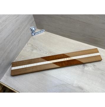Клён Волнистый Печёный 180гр/Клён Белый Явор, Волнистый заготовка для переклеенного грифа электрогитары Радиал А Волна ААА 30х(42-19-42)х690 мм - из 3х частей (присутствуют сучки)-14