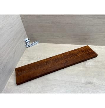 Клён Волнистый Печёный 180гр заготовка грифа для Безголовой гитары Радиал А Волна ААА 25х(49-25.5-49)х637 мм - из 3х частей (присутствуют сучки)-0