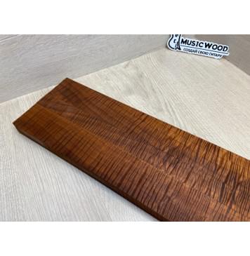 Клён Волнистый Печёный 180гр заготовка грифа для Безголовой гитары Радиал А Волна ААА 25х(49-25.5-49)х637 мм - из 3х частей (присутствуют сучки)-16