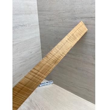 Клён Волнистый Печёный 180гр заготовка накладки для электрогитары Радиал А Волна ААА 9.5х54.5-48х535 мм (Уценка-сучки)-0