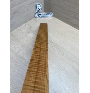 Клён Волнистый Печёный 180гр заготовка накладки для электрогитары Радиал А Волна ААА 9х59-50х545 мм (Уценка-сучки)-8