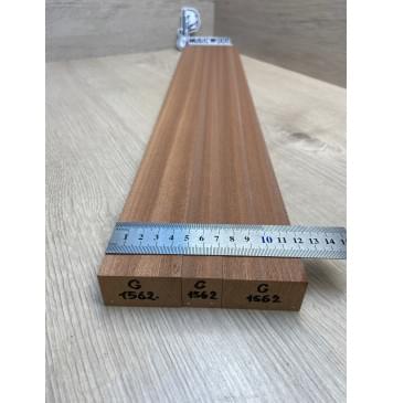 Сапели заготовка грифа электрогитары Радиал ААА 26х(47-23-47)х662 мм - из 3х частей-2