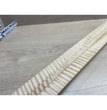 Клён Белый Явор, Волнистый заготовка грифа для безголовой гитары Радиал ААА Волна ААА 25.5х(30-13.5-30)х615 мм, из 3х частей-19