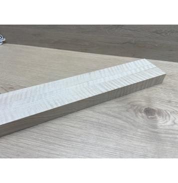 Клён Белый Явор, Волнистый заготовка грифа для безголовой гитары Радиал ААА Волна ААА 26х(27-13-27)х615 мм, из 3х частей-3