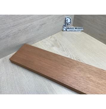 Махагон Гондурасский заготовка грифа электрогитары Радиал АА 27х(48-23-48)х730 мм - из 3х частей-2