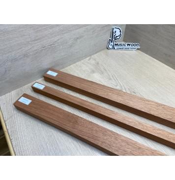 Махагон Гондурасский заготовка грифа электрогитары Радиал А 26х(45-22-45)х730 мм - из 3х частей-11
