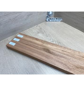 Махагон Гондурасский заготовка грифа электрогитары Радиал АА 26х(47-23-47)х725 мм - из 3х частей (Уценка-потемнения)-10