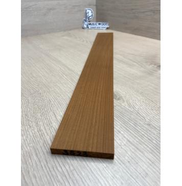 Клён Печёный 180 гр заготовка накладки для электрогитары Смешанный ААА 9х67х580 мм-1