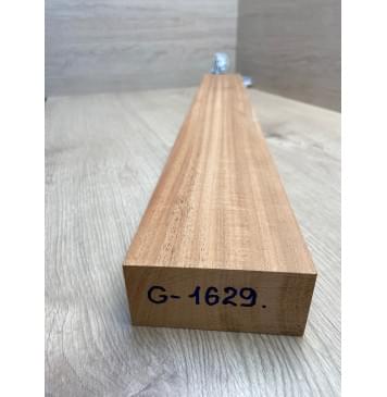 Махагон Африканский Кая, заготовка грифа, Радиал А, 46,4х100х805 мм (уценка - сучки)-1