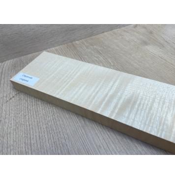 Клён Белый Явор, Волнистый заготовка грифа для электрогитары Радиал АА Волна ААА 21х82х725 мм (Уценка-два сучка на пятке грифа с одной стороны)-10