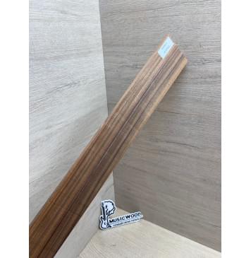 Палисандр Бразильский Сантос заготовка накладки для электрогитары Радиал А 8х63-54х515 мм (уценка - сучки)-9