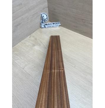 Палисандр Бразильский Сантос заготовка накладки для электрогитары Радиал АА 8,5х63-55х510 мм (уценка - сучки)-9