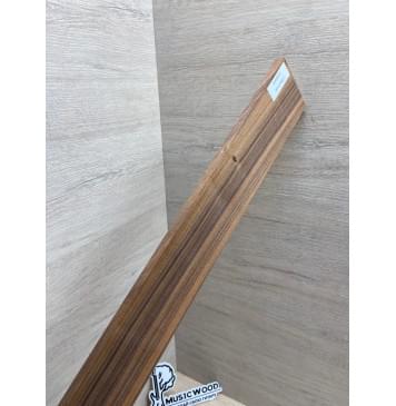 Палисандр Бразильский Сантос заготовка накладки для электрогитары Радиал А 9х64-59х547 мм (уценка - сучки)-11