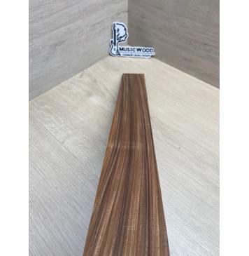 Палисандр Бразильский Сантос заготовка накладки для электрогитары Радиал А 8х68-59х547 ммй-5