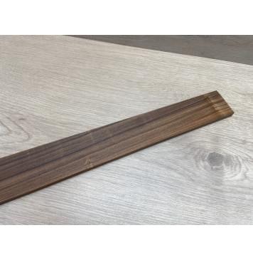 Палисандр Бразильский Сантос заготовка накладки для электрогитары Радиал А 8х61-47х515 мм (уценка - сучки)-1