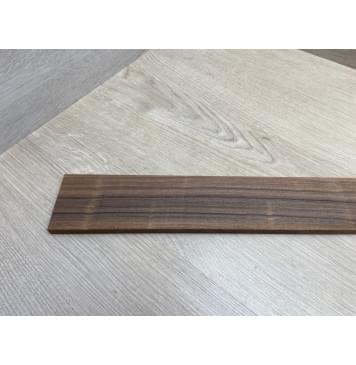 Палисандр Бразильский Сантос заготовка накладки для электрогитары Радиал А 9х68-54х517 мм (уценка - сучки)-2