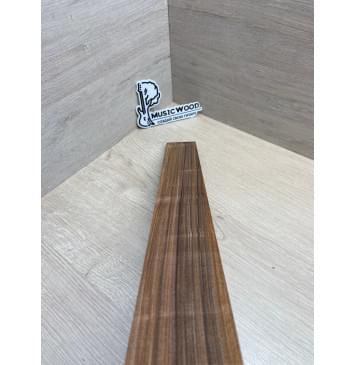 Палисандр Бразильский Сантос заготовка накладки для электрогитары Радиал А 9х68-54х517 мм (уценка - сучки)-9