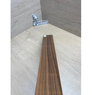 Палисандр Бразильский Сантос заготовка накладки для электрогитары Радиал А 9х68-54х517 мм (уценка - сучки)-14