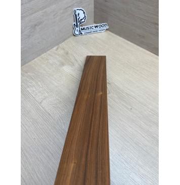 Палисандр Бразильский Сантос заготовка накладки для электрогитары Радиал А 8х64-53х515 мм (уценка - сучки)-3